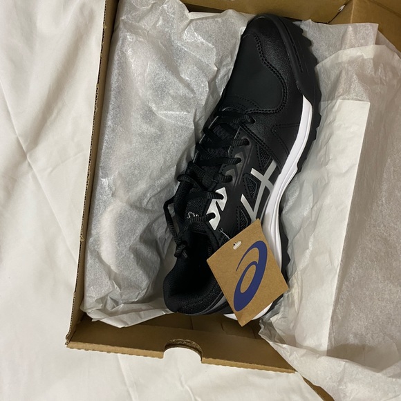 Never worn before Asics turf shoes - Picture 2 of 3